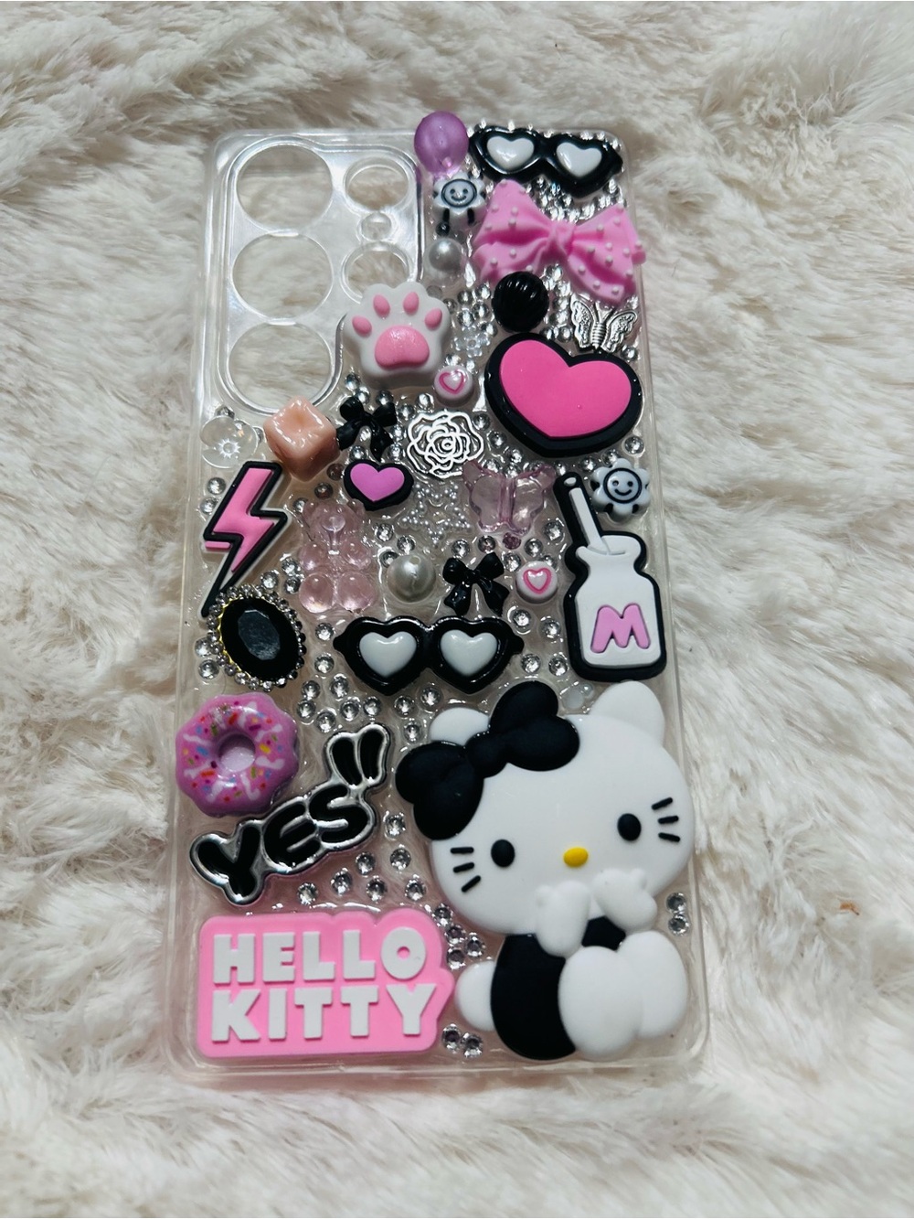 Samsung Galaxy s25 Ultra Hello Kitty Junk Phone Case